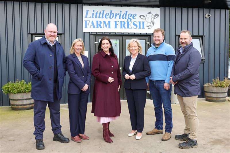 First Minister and deputy First Minister celebrate NI’s leading position as full fibre broadband trailblazer
